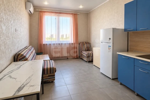 
  Продается 2-комн. квартира 70.4 м². Фото 1.