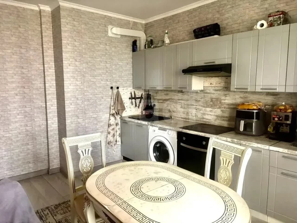 
  Продается 2-комн. квартира 66.2 м². Фото 2.