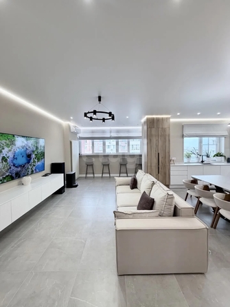 
  Продается 3-комн. квартира 135.7 м². Фото 2.