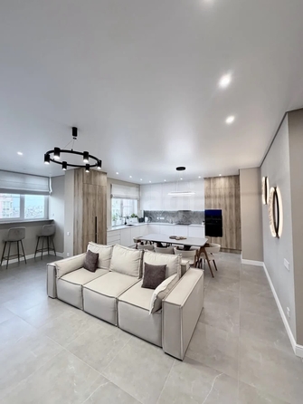 
  Продается 3-комн. квартира 135.7 м². Фото 29.
