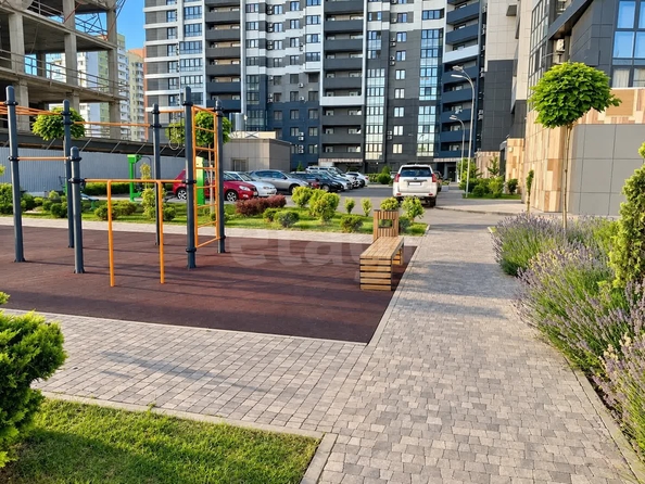 
  Продается 2-комн. квартира 58.4 м², в ЖК Сограт, литера 9. Фото 8.