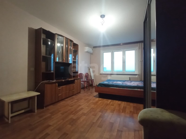 
  Продается 2-комн. квартира 65 м². Фото 1.