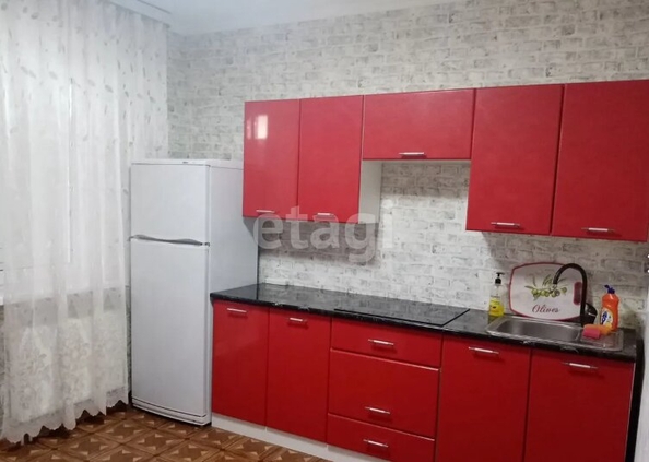 
  Сдается 1-комн. квартира 42 м². Фото 1.