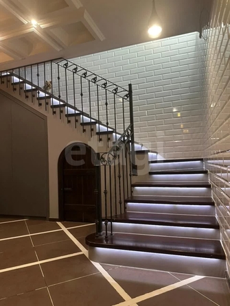 
  Продается 4-комн. квартира 177.8 м². Фото 1.