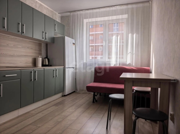 
  Сдается 1-комн. квартира 31.9 м². Фото 1.