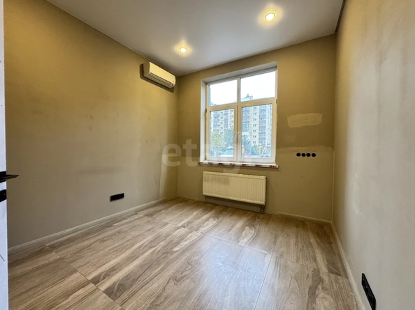 
  Продается универсальное помещение 63.5 м². Фото 9.