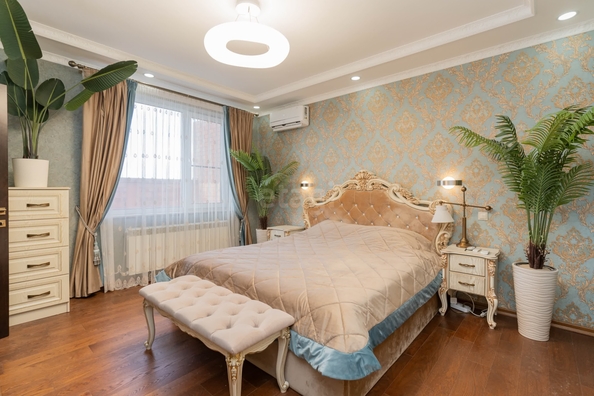 
  Продается 4-комн. квартира 192.2 м². Фото 2.