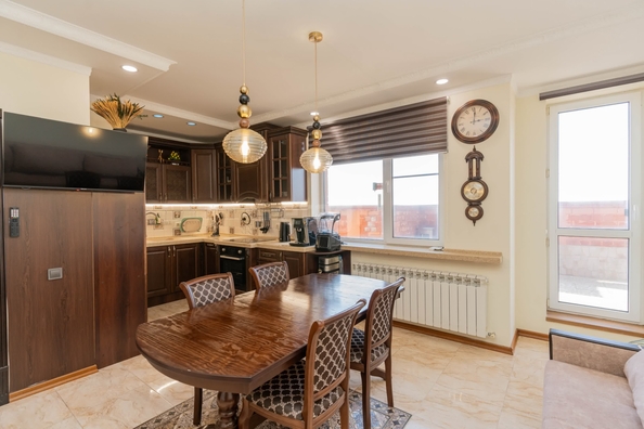 
  Продается 4-комн. квартира 192.2 м². Фото 3.