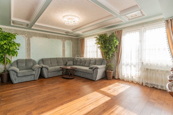 
  Продается 4-комн. квартира 192.2 м². Фото 8.