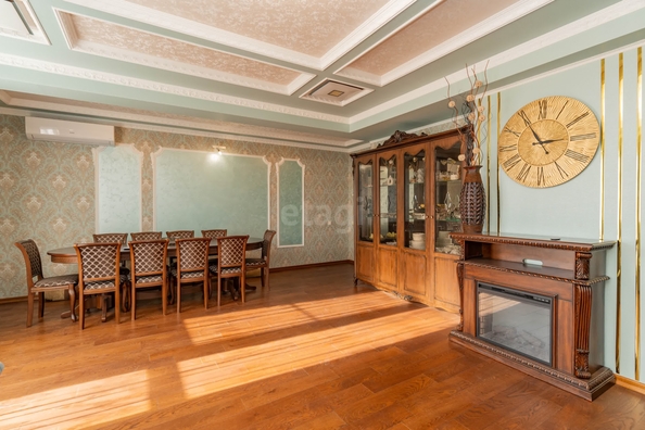 
  Продается 4-комн. квартира 192.2 м². Фото 10.