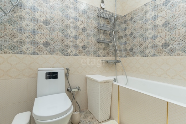 
  Продается 4-комн. квартира 192.2 м². Фото 45.