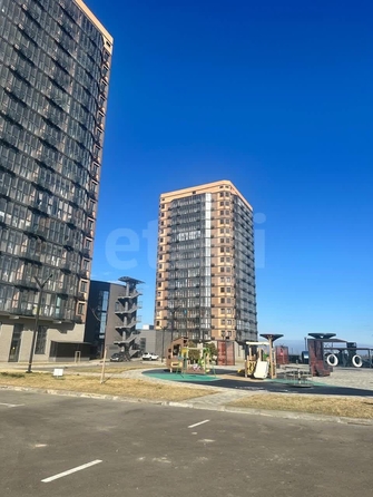 
  Продается 2-комн. квартира 62.5 м², в ЖК Зеленодар, литера 7. Фото 9.