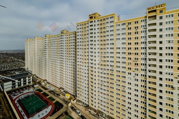 
   Продам 2-комнатную, 66 м², Заполярная ул, 39к5

. Фото 25.