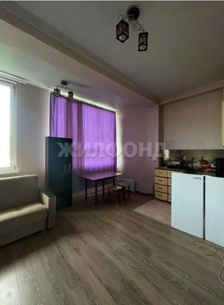 
   Продам студию, 32 м², Прямая ул, 14

. Фото 2.
