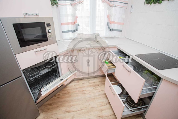 
   Продам 2-комнатную, 55 м², Мира ул, 44лит4

. Фото 3.