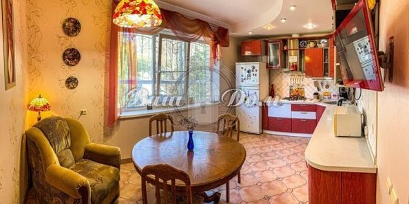 
  Продается коттедж 220 м². Фото 1.