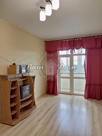 
   Продам 1-комнатную, 45 м², Средняя ул, 18

. Фото 1.