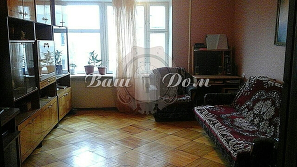 
  Продается 4-комн. квартира 77 м². Фото 1.