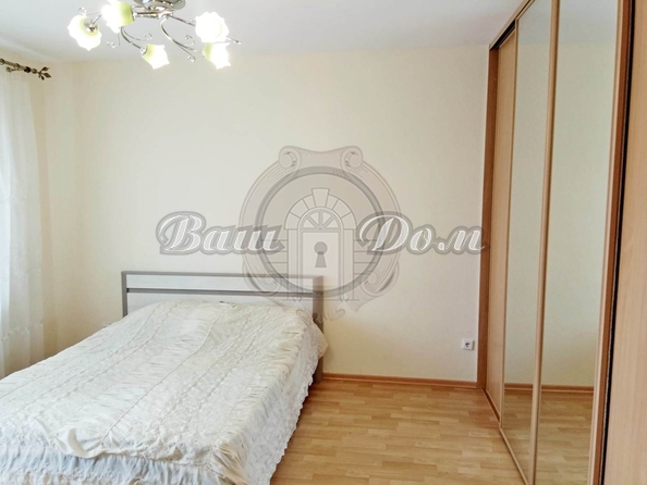 
   Продам 3-комнатную, 104 м², Нахимова ул, 2

. Фото 11.