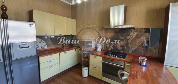 
  Продается 3-комн. квартира 116.2 м². Фото 1.