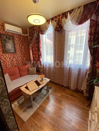 
  Продается 4-комн. квартира, 71 м², Армянская ул, д. 49А
. Фото 2.