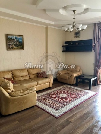 
   Продам 2-комнатную, 65 м², Орджоникидзе ул, 8

. Фото 3.