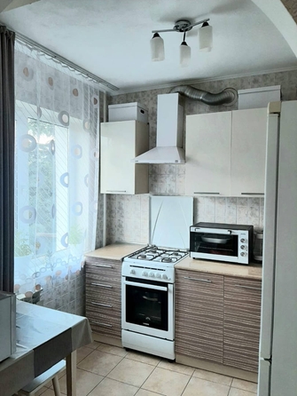 
   Продам 2-комнатную, 49.3 м², Роз ул, 50

. Фото 6.