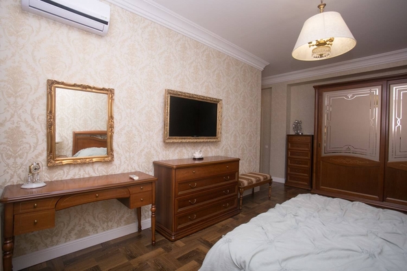 
   Продам 3-комнатную, 166.7 м², Ленина ул, 219к2

. Фото 14.
