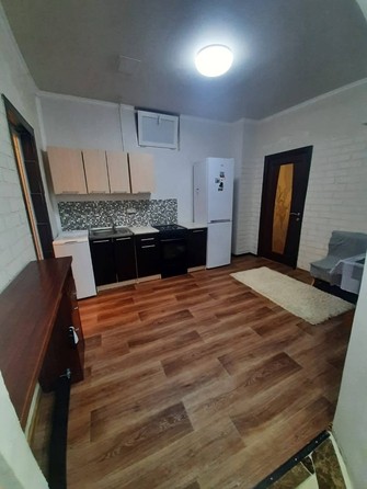 
   Продам 1-комнатную, 35 м², Виноградная ул, 123/7

. Фото 5.