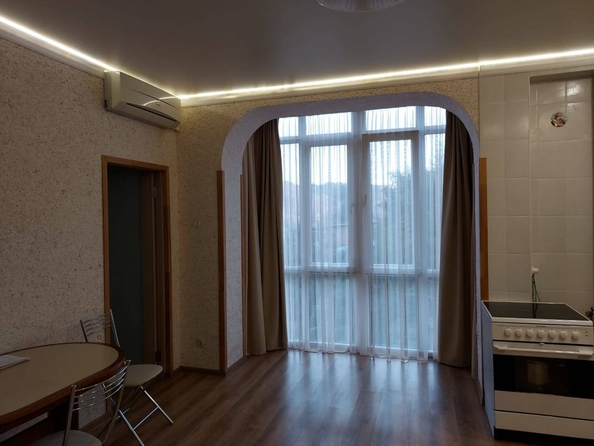 
   Продам 3-комнатную, 80 м², Фурманова ул, 10Е

. Фото 9.