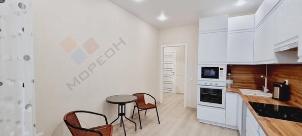 
   Продам 1-комнатную, 40.8 м², Григория Булгакова ул, 12

. Фото 3.