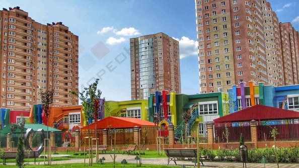 
   Продам 1-комнатную, 37 м², Героя Яцкова И.В. ул, 1/11лит4

. Фото 10.