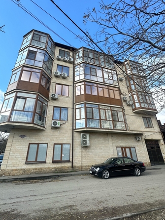 
  Продается 3-комн. квартира, 113 м², Первомайский пер, д. 18
. Фото 1.