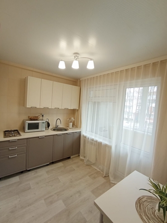 
  Сдам в аренду 1-комнатную квартиру, 37 м², Пятигорск

. Фото 1.