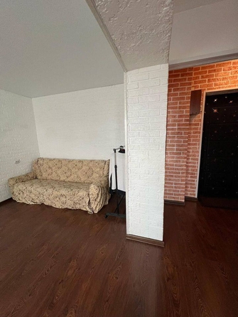 
   Продам 1-комнатную, 30 м², Юлиуса Фучика ул, 8

. Фото 3.