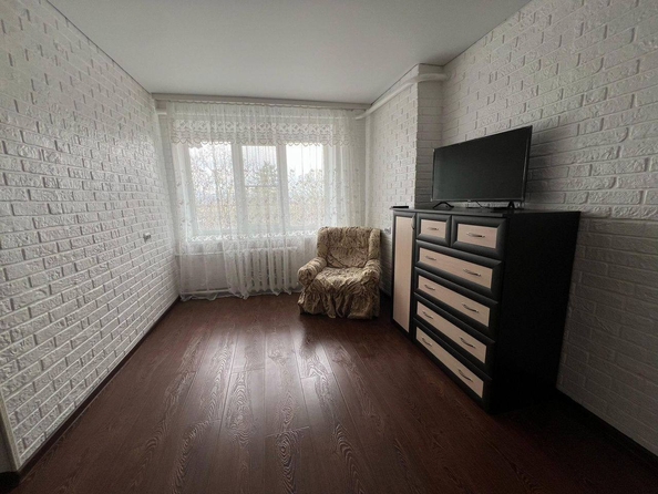 
   Продам 1-комнатную, 30 м², Юлиуса Фучика ул, 8

. Фото 4.