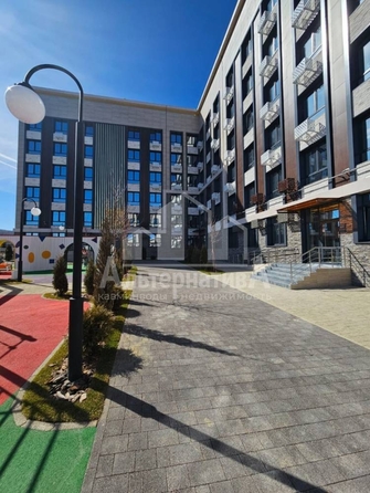 
   Продам 1-комнатную, 35 м², Катыхина ул

. Фото 8.