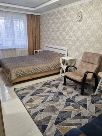 
  Продается 1-комн. квартира, 34 м², Окопная ул
. Фото 2.
