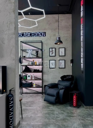 
   Продам 2-комнатную, 70.4 м², Гражданская ул, 1/2

. Фото 4.