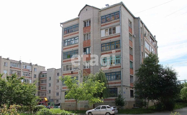 
   Продам 2-комнатную, 64 м², Чехова ул, 45

. Фото 2.