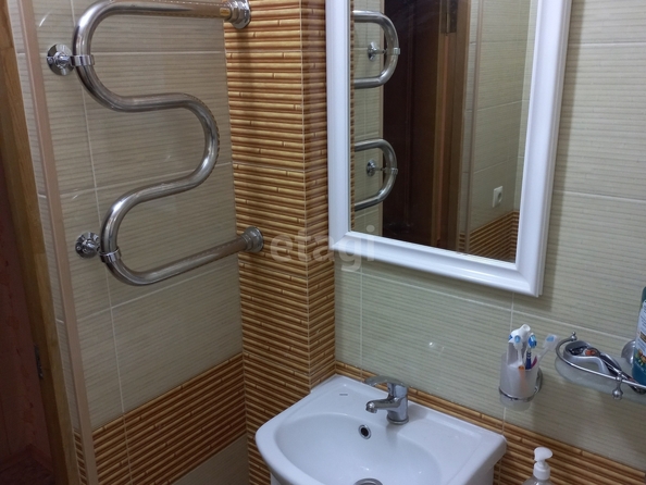 
   Продам 3-комнатную, 70 м², Пирогова ул, 26/2

. Фото 3.