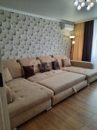 
  Продается 3-комн. квартира, 65 м², Ленина ул, д. 301
. Фото 2.