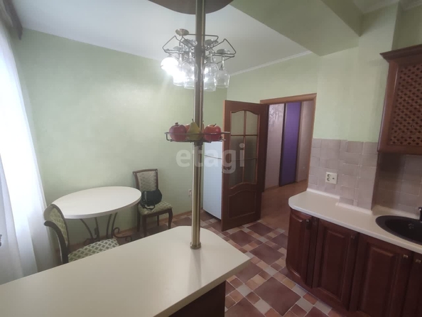 
   Продам 2-комнатную, 78 м², Пирогова ул, 38б

. Фото 16.