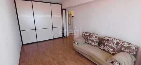 
  Сдам в аренду 1-комнатную квартиру, 42 м², Ставрополь

. Фото 1.