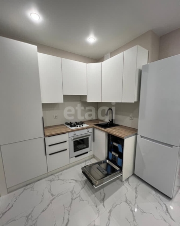 
  Продается 1-комн. квартира, 35.3 м², Николая Голодникова ул, д. 7к1
. Фото 3.