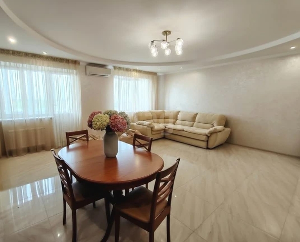 
  Продается 4-комн. квартира 140 м². Фото 2.