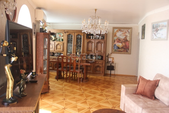 
  Продается 3-комн. квартира 110 м². Фото 2.