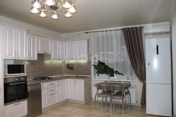
  Продается 2-комн. квартира, 96 м², Заветная ул, д. 20
. Фото 1.
