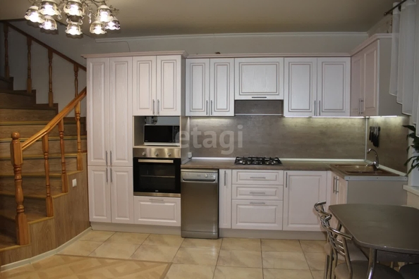 
  Продается 2-комн. квартира, 96 м², Заветная ул, д. 20
. Фото 10.