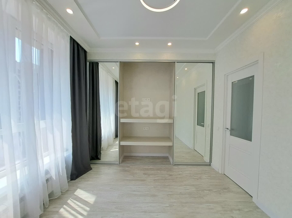 
  Продается 1-комн. квартира, 36.2 м², Российский пр-кт, д. 13
. Фото 4.